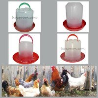 Вакуумные пластиковые поилки 3, 5 и 8 л. для птицы
